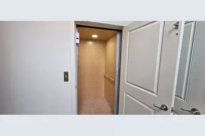 41 Greentree Court, Shirley, NY 11967 - Photo 4