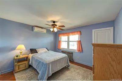 1595 Washington Avenue, Seaford, NY 11783 - Photo 10