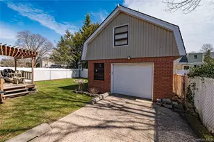 1595 Washington Ave, Seaford, NY 11783 - Photo 18