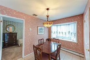 4 Winslow Ln, Kings Park, NY 11754 - Photo 10