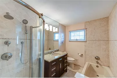 4 Winslow Lane, Kings Park, NY 11754 - Photo 18