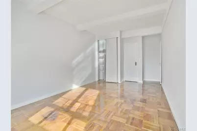 1561 Metropolitan Avenue #5A, Bronx, NY 10462 - Photo 2