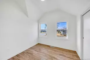 195 Brook St, Oakdale, NY 11769 - Photo 18