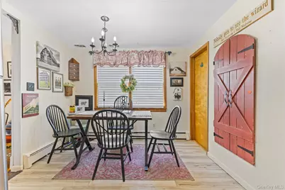 93 Albany Street, Poughkeepsie, NY 12601 - Photo 10