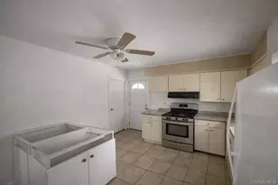 46 Elmira St, Hicksville, NY 11801 - Photo 8