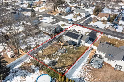 85 Cotter Street, West Islip, NY 11795 - Photo 22