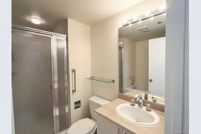 50 E Hartsdale Avenue #1O, Hartsdale, NY 10530 - Photo 6