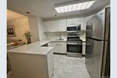 50 E Hartsdale Avenue #1O, Hartsdale, NY 10530 - Photo 4