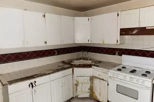 157-15 110th Ave, Jamaica, NY 11433 - Photo 16