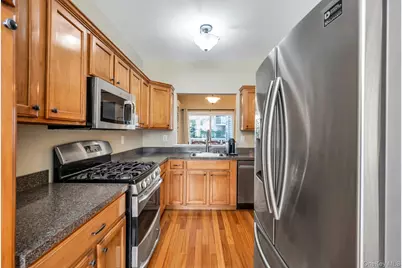 56 Snowdance Lane, Smithtown, NY 11787 - Photo 24