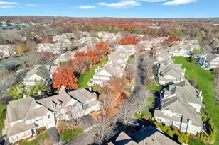 56 Snowdance Ln, Smithtown, NY 11787 - Photo 10