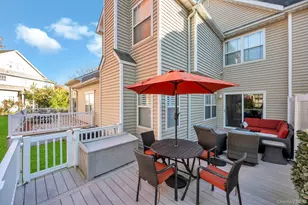56 Snowdance Ln, Smithtown, NY 11787 - Photo 12