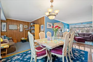 152 Haypath Rd, Old Bethpage, NY 11804 - Photo 8