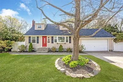 360 Renee Drive, Bayport, NY 11705 - Photo 1