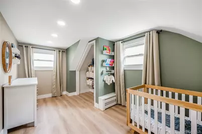 360 Renee Drive, Bayport, NY 11705 - Photo 14