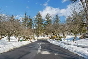 2 Channing Pl, Eastchester, NY 10709 - Photo 26