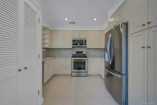 2 Channing Pl, Eastchester, NY 10709 - Photo 14