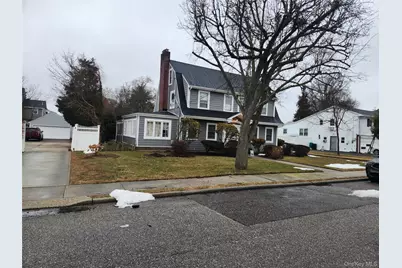 268 Locust Avenue, Freeport, NY 11520 - Photo 4