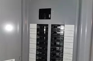 268 Locust Ave, Freeport, NY 11520 - Photo 20