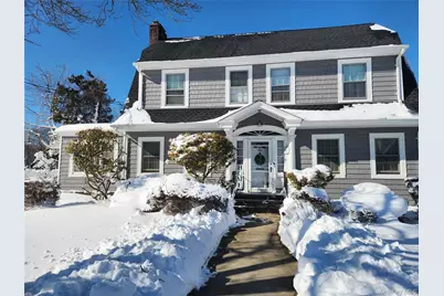 268 Locust Avenue, Freeport, NY 11520 - Photo 4