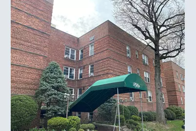 50 S Middle Neck Road #1P, Great Neck, NY 11021 - Photo 1