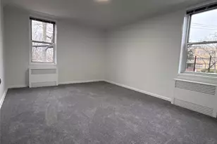 50 S Middle Neck Rd, Great Neck, NY 11021 - Photo 16