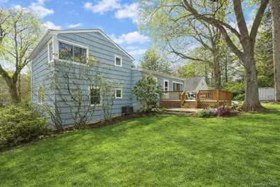 415 Pinebrook Boulevard, New Rochelle, NY 10804 - Photo 2