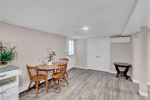 45 Gregory Ave, Merrick, NY 11566 - Photo 32