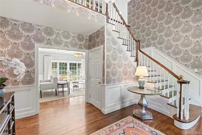 10 Middle Hollow Road, Lloyd Harbor, NY 11743 - Photo 4