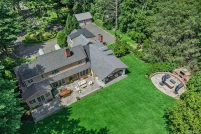 10 Middle Hollow Road, Lloyd Harbor, NY 11743 - Photo 38