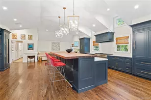 10 Middle Hollow Rd, Lloyd Harbor, NY 11743 - Photo 14