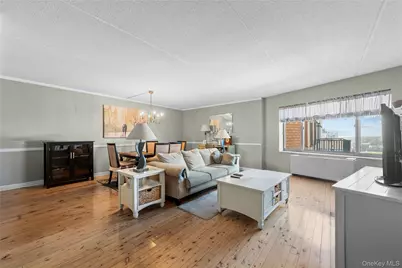 136 Beach 117th Street #UPH1, Rockaway Park, NY 11694 - Photo 4