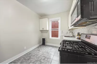 943 E 232nd Street, Bronx, NY 10466 - Photo 10