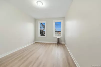 943 E 232nd Street, Bronx, NY 10466 - Photo 1