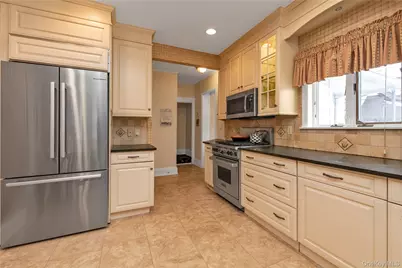 168 Brixton Road, Garden City, NY 11530 - Photo 6