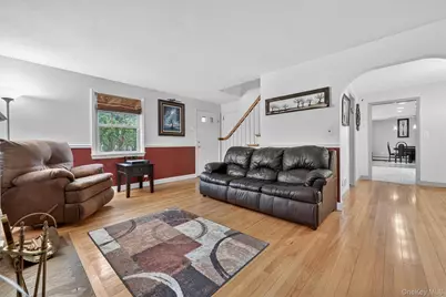 69 S Airmont Road, Suffern, NY 10901 - Photo 6