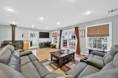 69 S Airmont Road, Suffern, NY 10901 - Photo 18