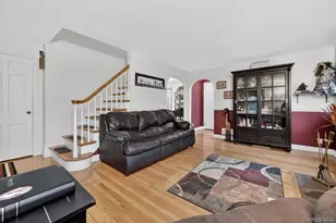 69 S Airmont Rd, Suffern, NY 10901 - Photo 4