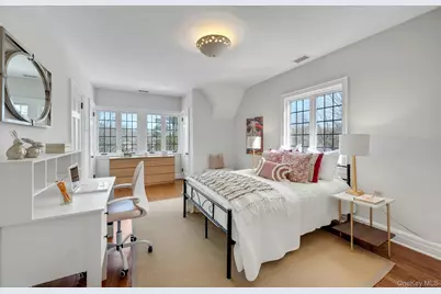 15 Carstensen Road, Scarsdale, NY 10583 - Photo 18