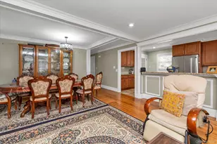 2463 Lindy Rd, Westbury, NY 11590 - Photo 4