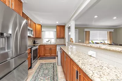 2463 Lindy Road, Westbury, NY 11590 - Photo 6