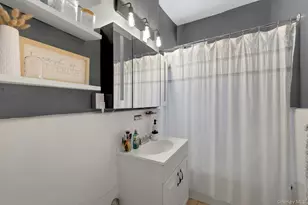 673 Locust St, Mount Vernon, NY 10552 - Photo 10