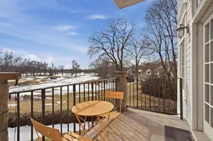 74 Old Post Ln, Mamaroneck, NY 10543 - Photo 8