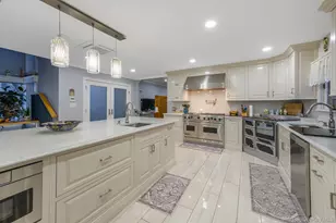 63-72 74th St, Middle Village, NY 11379 - Photo 6