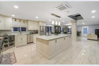 6372 74th Street, Middle Village, NY 11379 - Photo 4