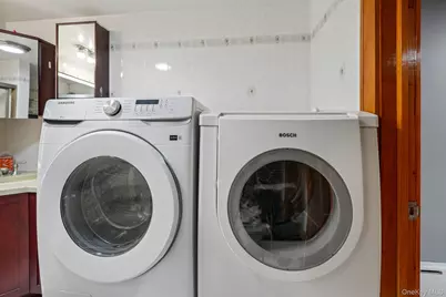 6372 74th Street, Middle Village, NY 11379 - Photo 28