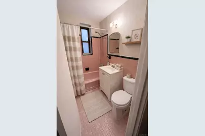 277 Bronx River Road #3M, Yonkers, NY 10704 - Photo 8