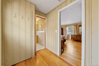 166 Parrott Road, West Nyack, NY 10994 - Photo 8