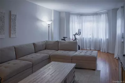 253 Garth Road #2J, Scarsdale, NY 10583 - Photo 4