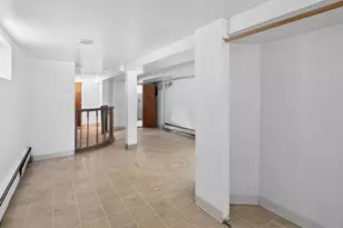 64 Watchogue Rd, New York, NY 10314 - Photo 18